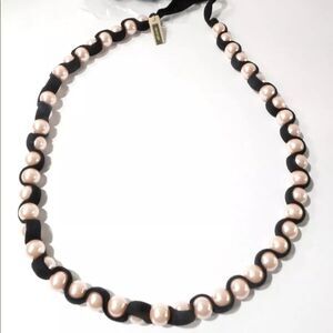 — Lee Angel — Pearl and Ribbon Tie-Up Necklace